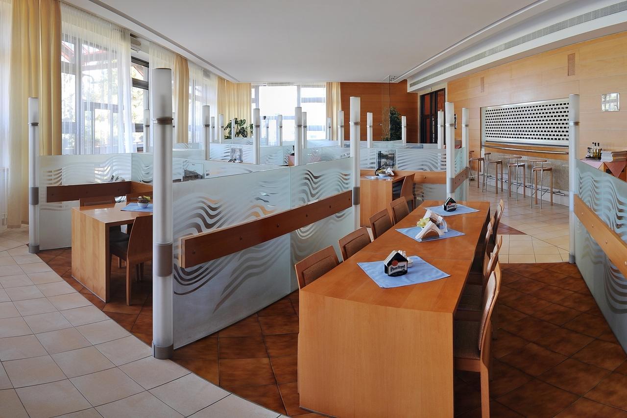 Hotel Vz Merin Luaran gambar